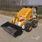 Prenajmeme šmykom riadený mininakladač BI400