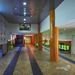 Reklamný šot (videoprezentácia) na obrazovkách vo vestibule hlavnej budovy FNsP Skalica, a. s.
