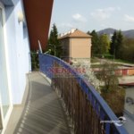 Na prenájom 3 izb. zariadený byt, novostavba v centre mesta Ban. Bystrica s park. miestom