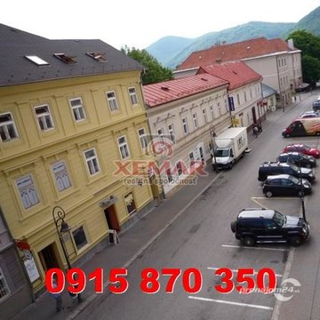 Na prenájom kancelárske priestory v historickom objekte v centre mesta B. Bystrica