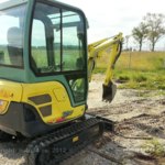 minibager na prenajom, poziciame bager Yanmar SV17 bez obsluhy, pozicovna strojov    