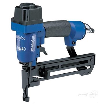 PRENAJMEME - Vzduchová sponkovačka – Metabo KG 90/40